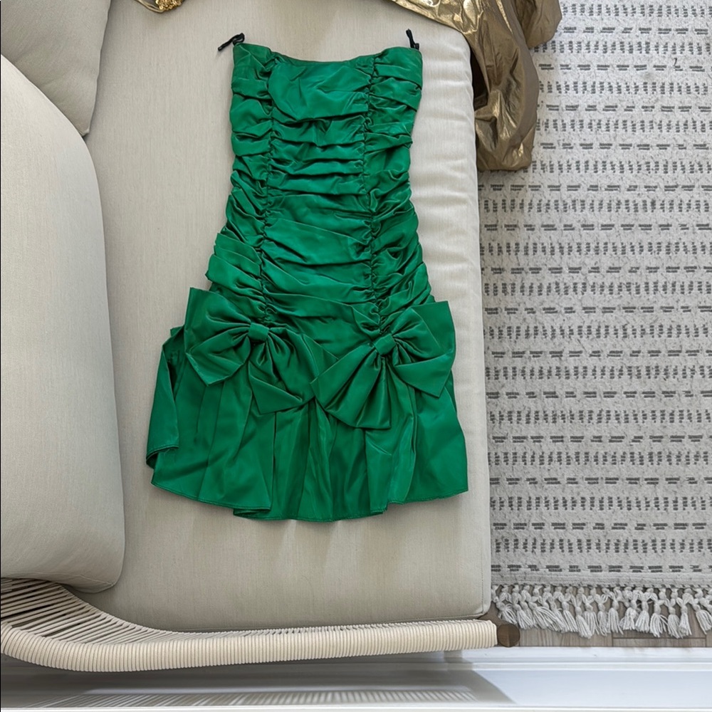 Jessica McClintock Vibrant Green Satin Dress